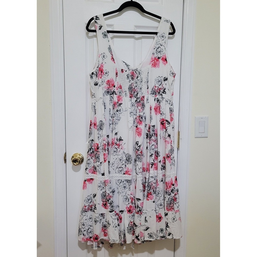 Torrid Floral Lace Trim Tiered Midi Dress White Pink Rayon Smocked Back Size 2 - Picture 2 of 9